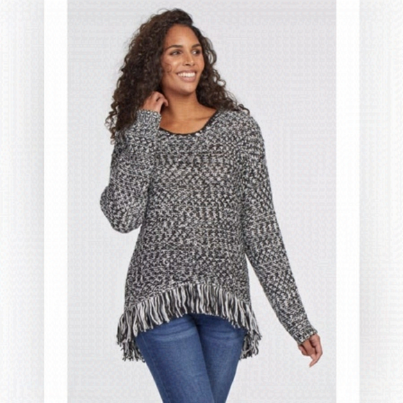 Tribal Sweaters - Tribal Black & White Cable Knit Fringe Sweater Size L